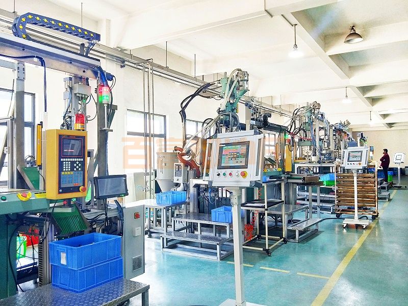 精密注塑加工 注塑模具的7個(gè)組成部分